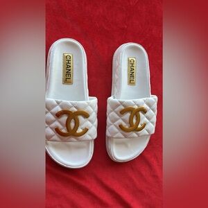CHANEL White and Gold Quilted Slide Sandals